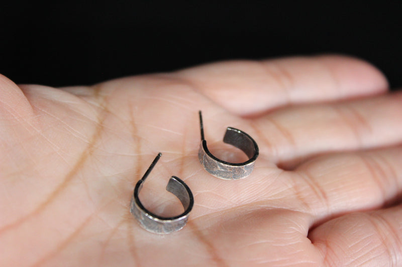 small leaf huggie hoop stud earrings