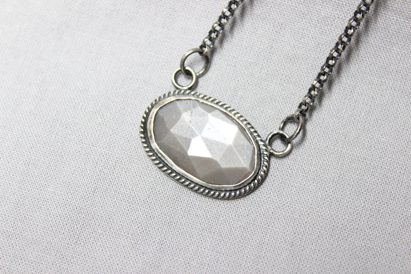 oval peach grey rose cut moonstone necklace