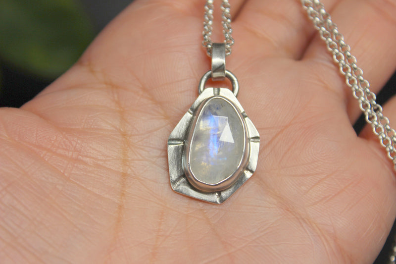Geometric Rose Cut Rainbow Moonstone Sterling Silver Necklace | Gugma Jewelry