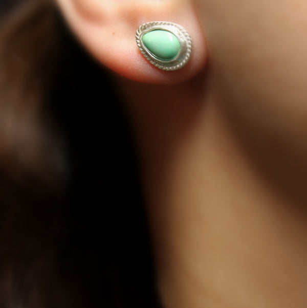 teardrop sonoran gold  turquoise stud post earrings #5